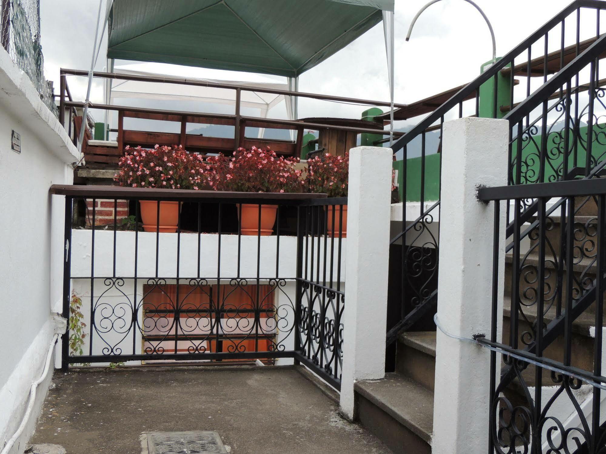 Feathers Hotel & Lounge Antigua Exterior foto
